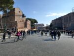 In der historischen Innenstadt Roms ist immer was los.
