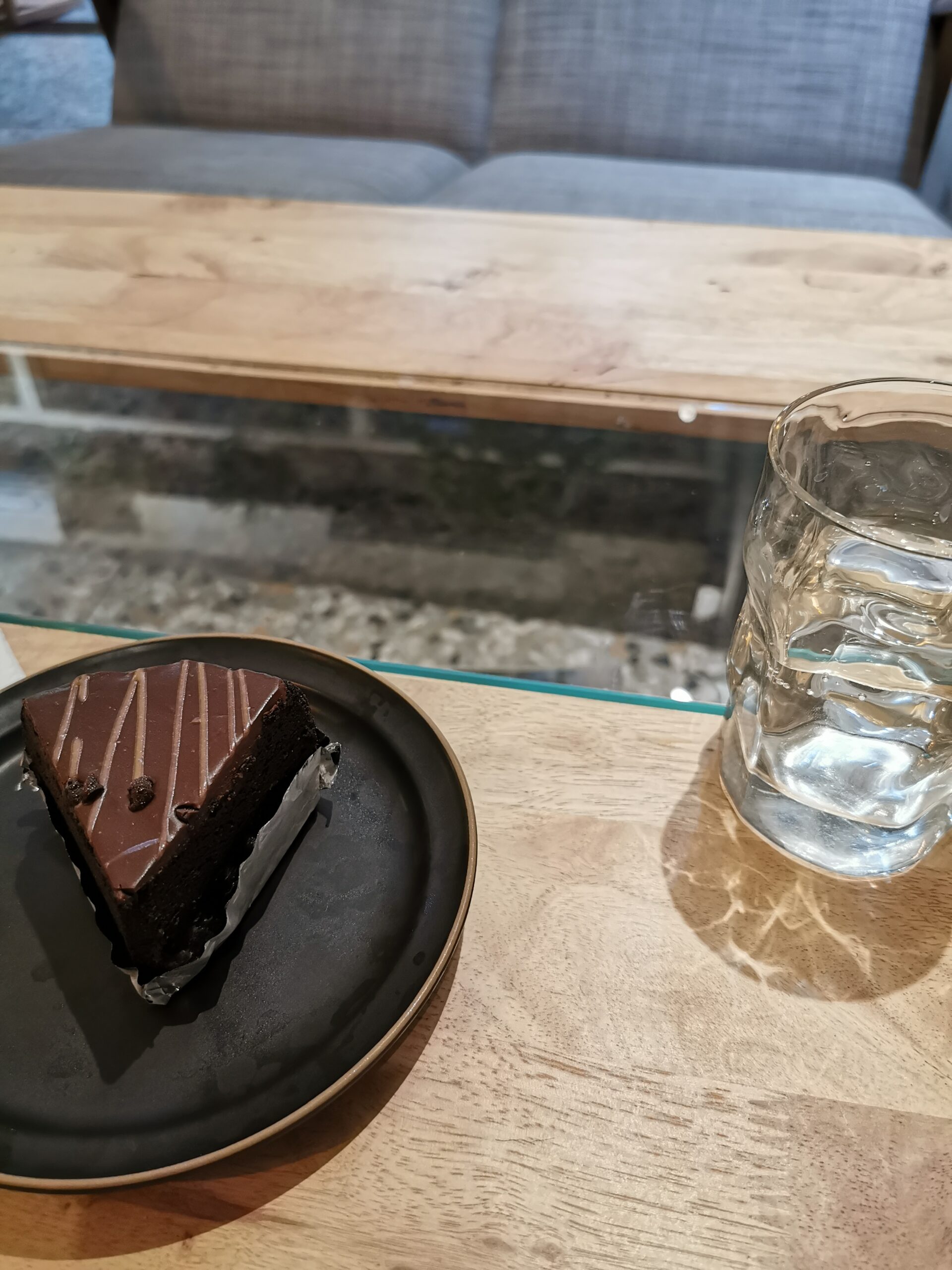 Schokoladenkuchen in einem Cafe