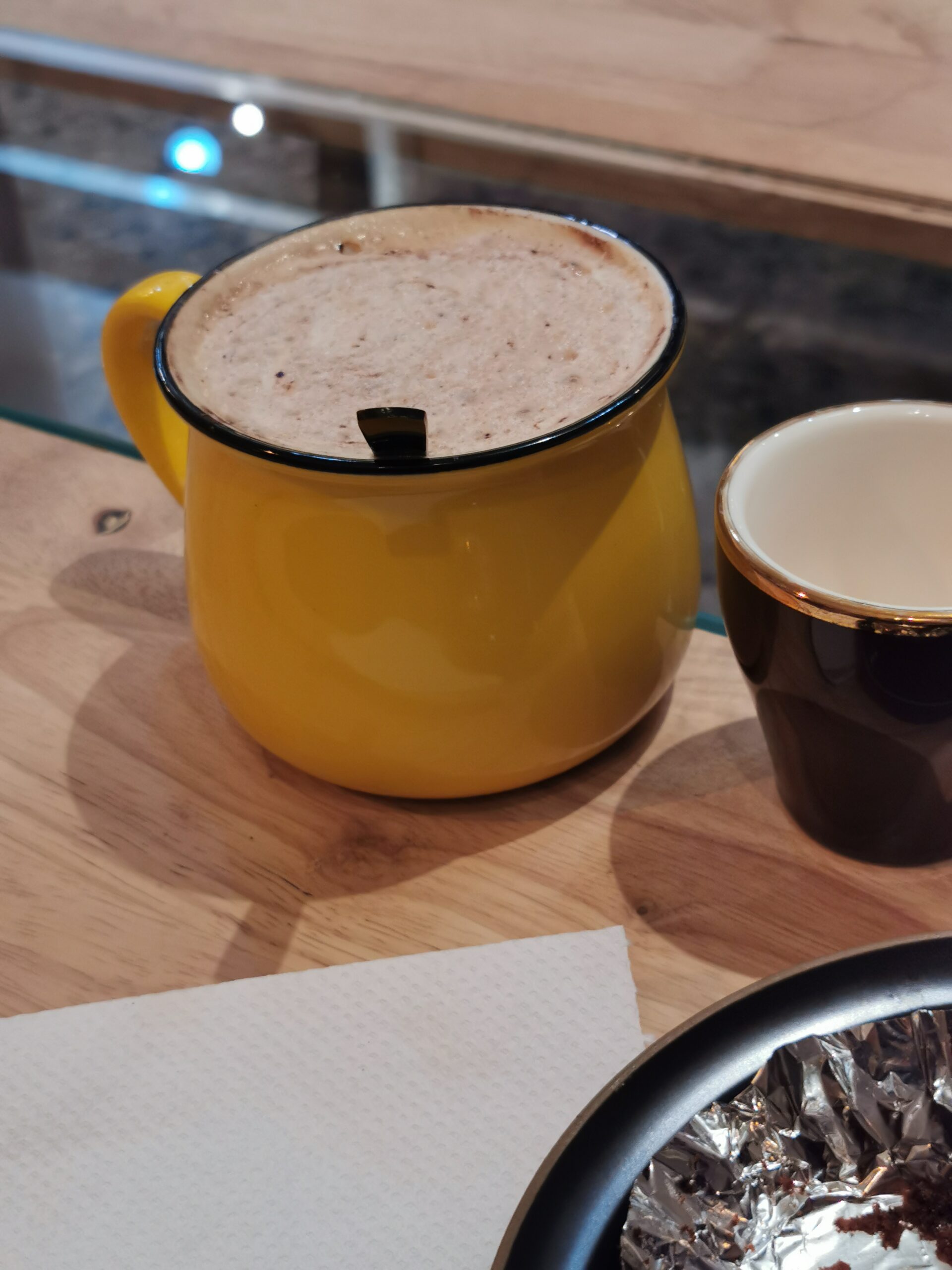 Cappuccino in einem Cafe