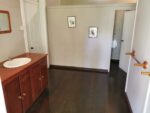 Toilette im Restaurant der Rumdestillerie