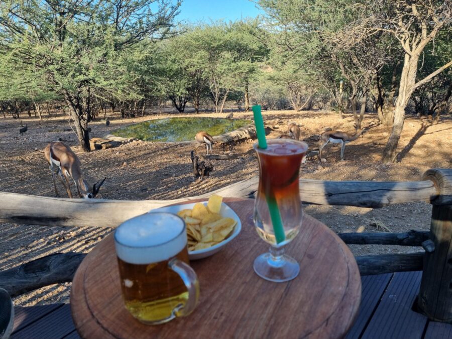 Erster Sundowner in Namibia